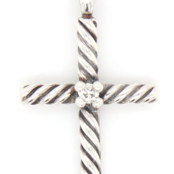 David Yurman 0.03ct diamond cross pendant - Picture 2 of 4
